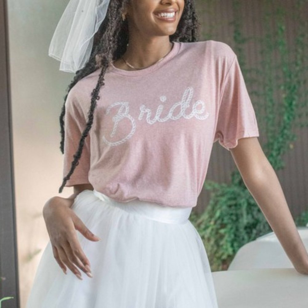 NWT Western Bride Graphic Pink Tee T-shirt - Picture 2 of 3